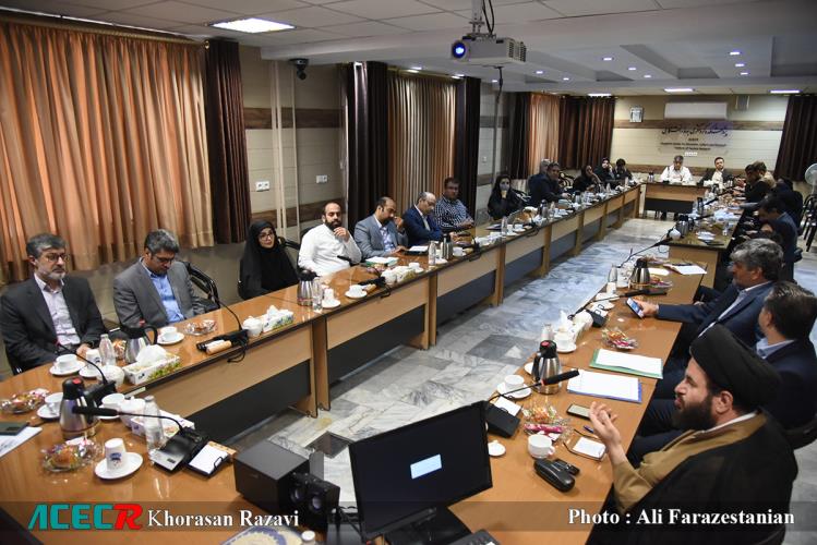 نشست زیارت و معنویت/گزارش تصویری/